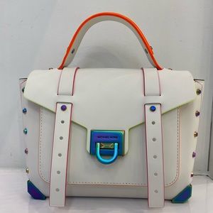 MK medium manhattan in white